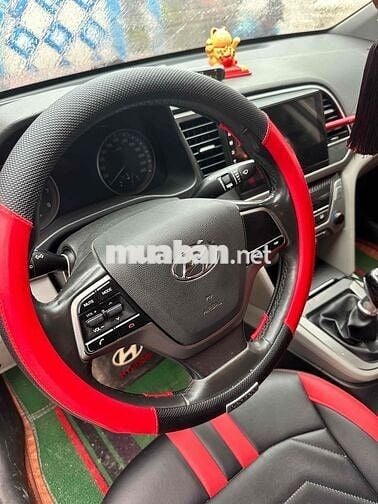 Hyundai Elantra Trắng Số sàn
