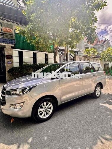Toyota Innova E 2020 Số sàn Bạc 61.000km