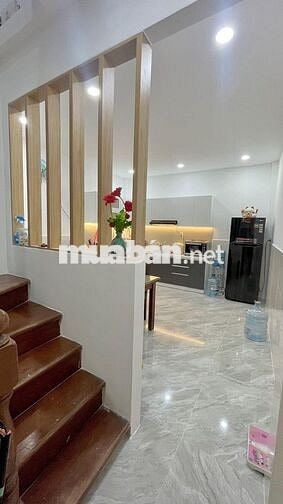 Cho thuê nhà mặt tiền 3/2 - 4 tầng - 3.5m x 12m - Chỉ 15tr/tháng