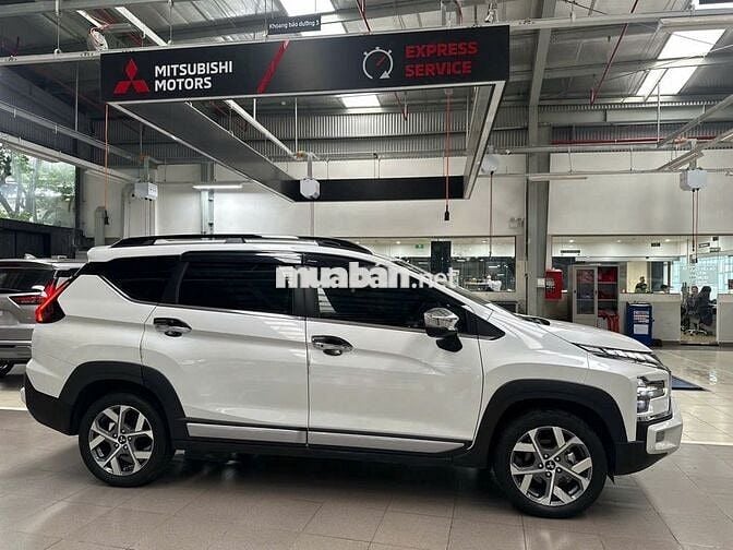 Mitsubishi Xpander Cross 2023 Trắng 25.000km