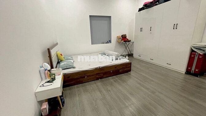 Cho thuê nhà mặt tiền 3/2 - 4 tầng - 3.5m x 12m - Chỉ 15tr/tháng