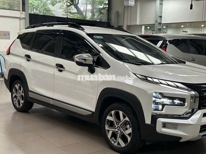 Mitsubishi Xpander Cross 2023 Trắng 25.000km