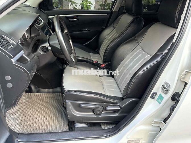 Suzuki Swift 2015 số tự động