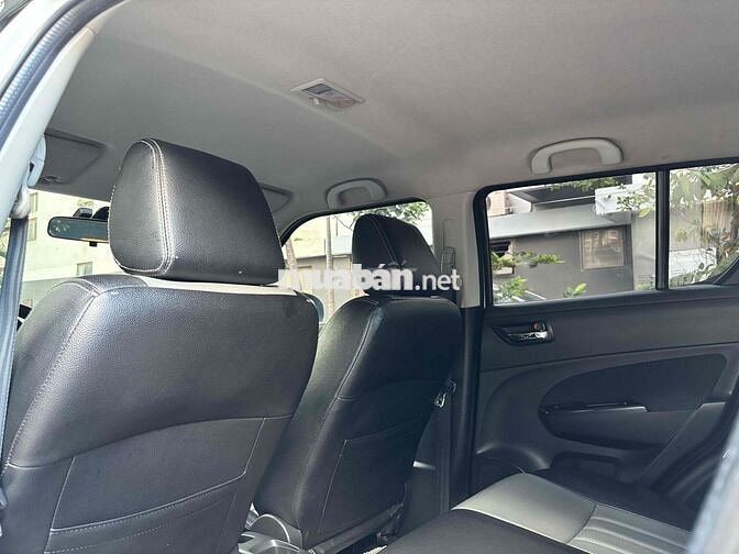 Suzuki Swift 2015 số tự động