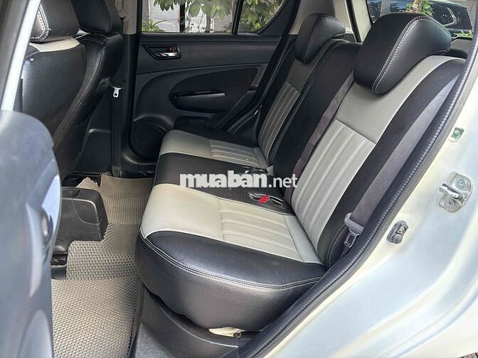Suzuki Swift 2015 số tự động