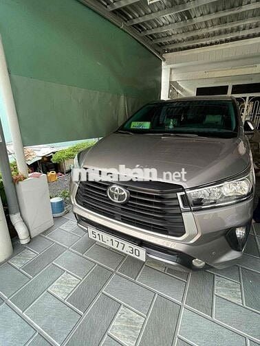 Toyota Innova 2.0E TGN40L-MUMSKU 2022 Nâu 25175 km