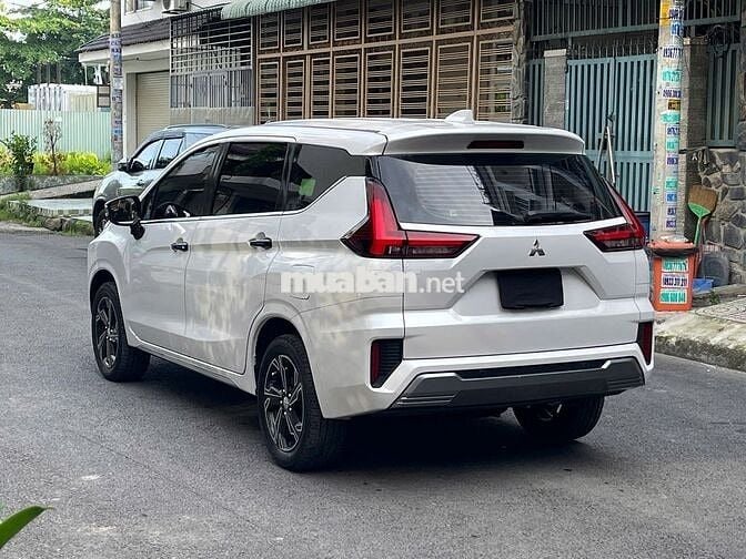 Mitsubishi Xpander Premium 2023 Trắng 6 vạn