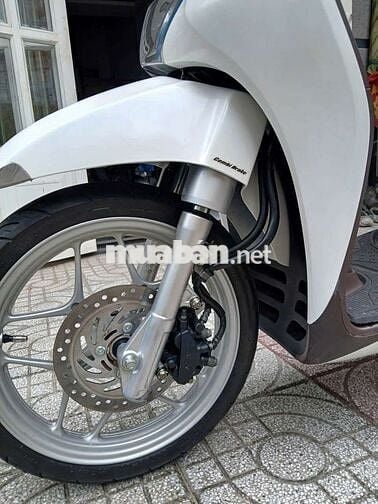 Honda SH Mode Trắng Smartkey 28233 km