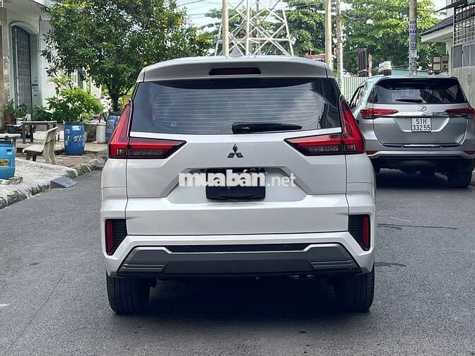 Mitsubishi Xpander Premium 2023 Trắng 6 vạn