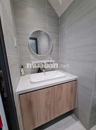 bán nhà Mặt TIỂN đường D5 20m DT 4mx21m (1trệt 4 lầu) 5PN 6WC.P25 Q.BT