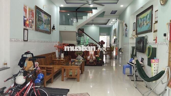 Bán nhà ở 1 trệt 1 lầu, sổ sẵn