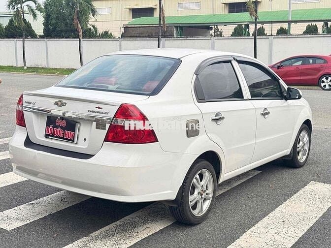 Chevrolet AVEO 2018 Trắng Số sàn 158t rẻ dễ dùng