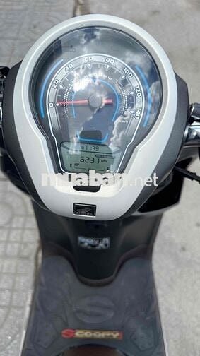 Honda Scoopy 2024 Trắng đen ( hỗ trợ góp )