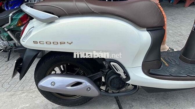 Honda Scoopy 2024 Trắng đen ( hỗ trợ góp )