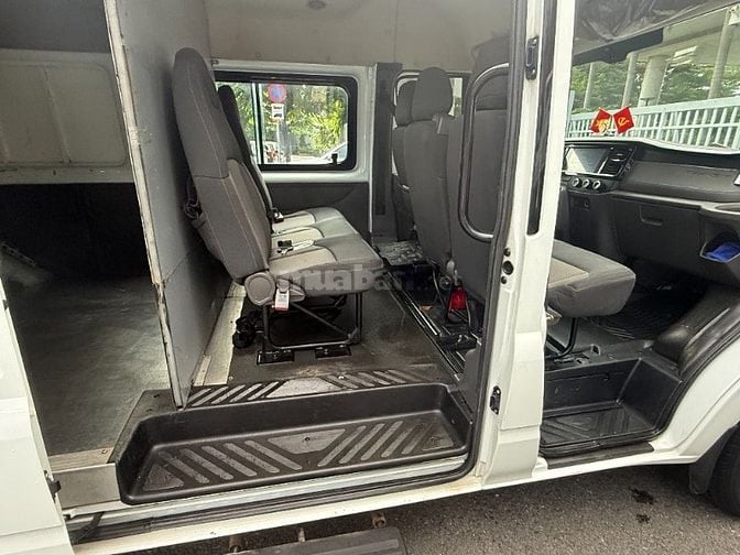 Cần Bán xe tải van, hiệu Ford Transit, đời cuối 2022 màu Tr