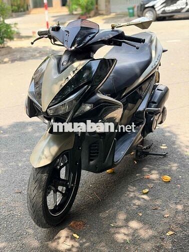 Yamaha NVX 155cc Đen, Vàng đồng