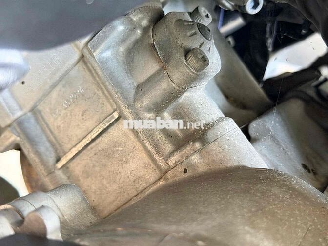 Yamaha NVX 155cc Đen, Vàng đồng