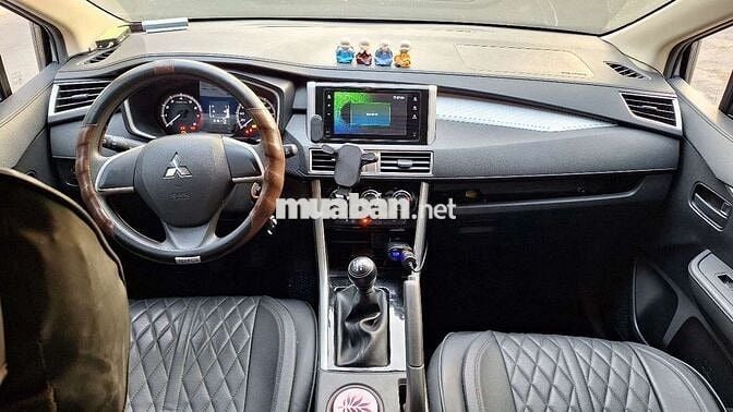 Mitsubishi Xpander MT 2023 Trắng 7 chỗ 20.000 km