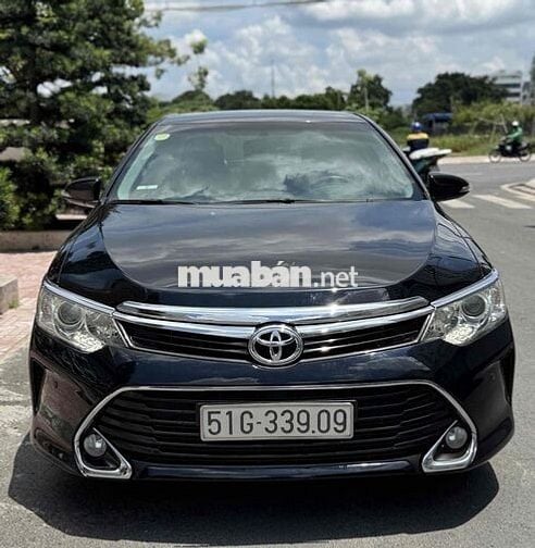 Toyota Camry 2.5Q 2017 xe giám đốc đi