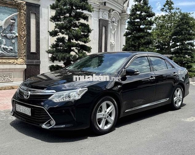 Toyota Camry 2.5Q 2017 xe giám đốc đi
