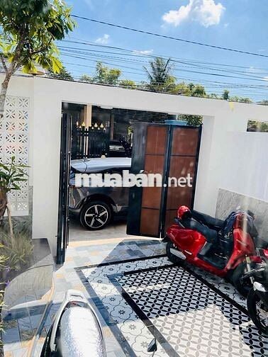 Chỉ 2 Tờ Đặc Biệt Là Có Nhà Đẹp Ngay Cạnh Hóc Môn