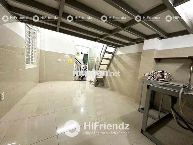 CHO THUÊ PHÒNG GÁC LỬNG CAO THOÁNG GIÁ RẺ GẦN THẠCH LAM ĐẦM SEN VHU