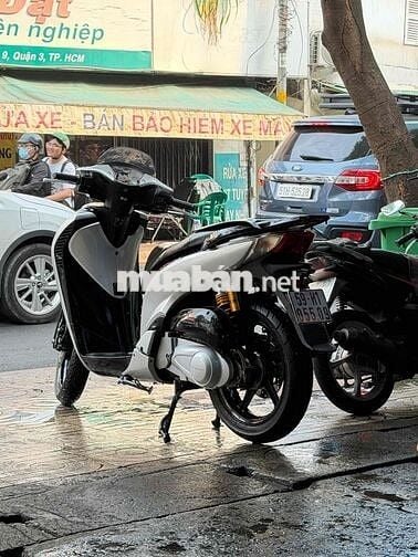 Honda SH Ý 3 cục 150CC Smartkey Bạc