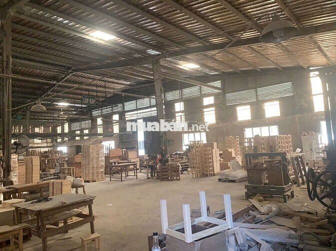 Xưởng Dĩ An gần chùa Châu Thới 4000m
