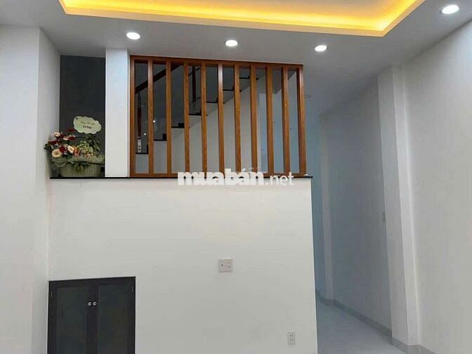 NHÀ MỚI XÂY ĐƯỜNG NGÔ CHÍ QUỐC NGAY CHỢ ĐẦU MỐI. 2PN 3WC Ở GĐ, LÀM VP