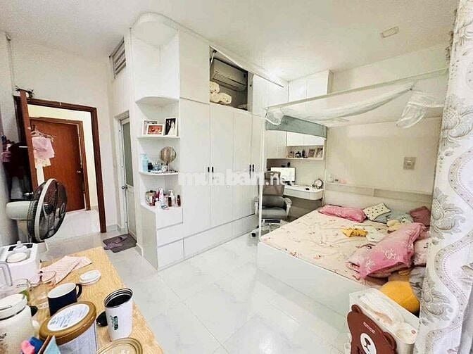 🇻🇳🇻🇳🇻🇳NHÀ FULL NỘI THẤT Q7 2PN 2WC HẺM XE HƠI