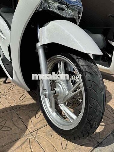 Honda SH160 ABS Trắng 4300 km
