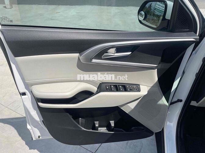 KIA CARENS 1.5G LUXURY 2024 25.000km lướt
