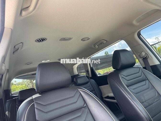 KIA CARENS 1.5G LUXURY 2024 25.000km lướt