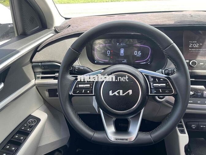 KIA CARENS 1.5G LUXURY 2024 25.000km lướt