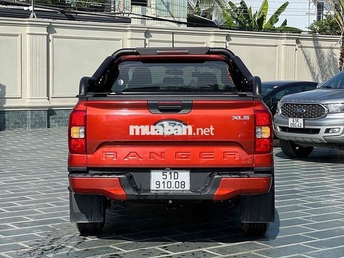 Ford Ranger XLS AT 2022 12000 km Đỏ