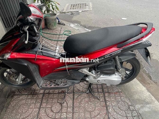 Honda Air Blade Đỏ đen