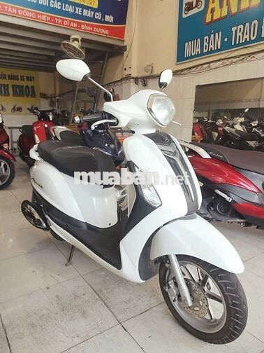 Yamaha Grande Trắng