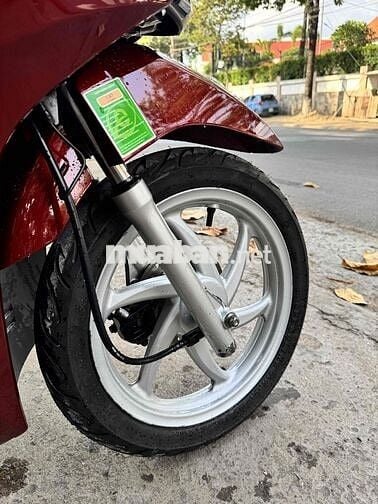 Honda Vision 2020 màu Đỏ