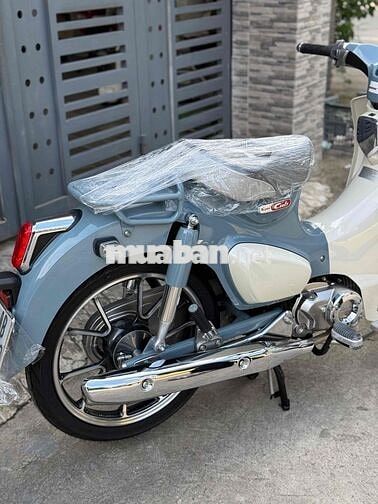 Honda Super Cub 125 2025 Xám trắng—Mới 99.9%
