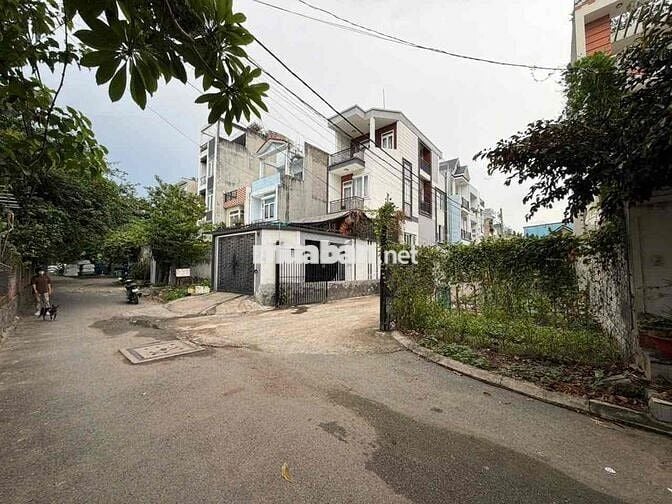 LÔ 2MẶT TIỀN Ô TÔ THÔNG 4.5x23m .103.6m2 có 60.3m2 thổ SÁT VẠN PHÚC