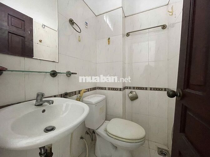 STUDIO NHỎ XINH NGAY CHỢ BÀ CHIỂU - 25M2 - FULL NT - FREE XE - HẦM XE