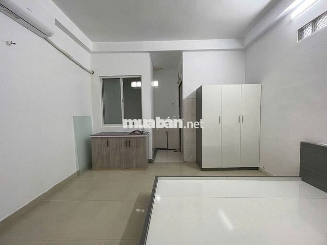 STUDIO NHỎ XINH NGAY CHỢ BÀ CHIỂU - 25M2 - FULL NT - FREE XE - HẦM XE