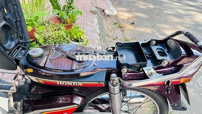 Honda Dream Thái 82 đầu sơn zin bstp chính chủ