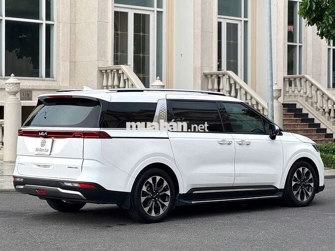 Kia Carnival Signature 2022 Trắng