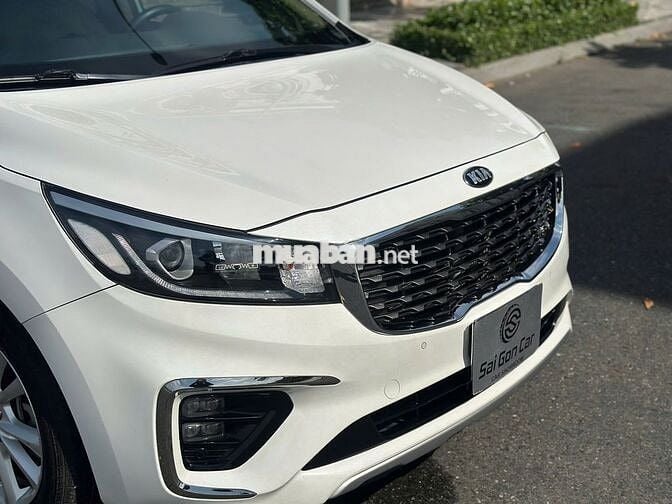 Kia Sedona Dầu Tiêu Chuẩn 2021 7 chỗ Trắng