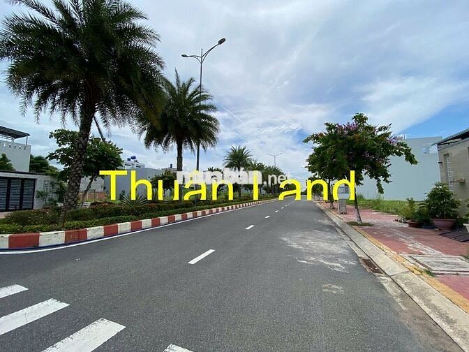 Đất thổ cư SHR cạnh Coopmart Thủ Thừa và TTHC Thủ Thừa