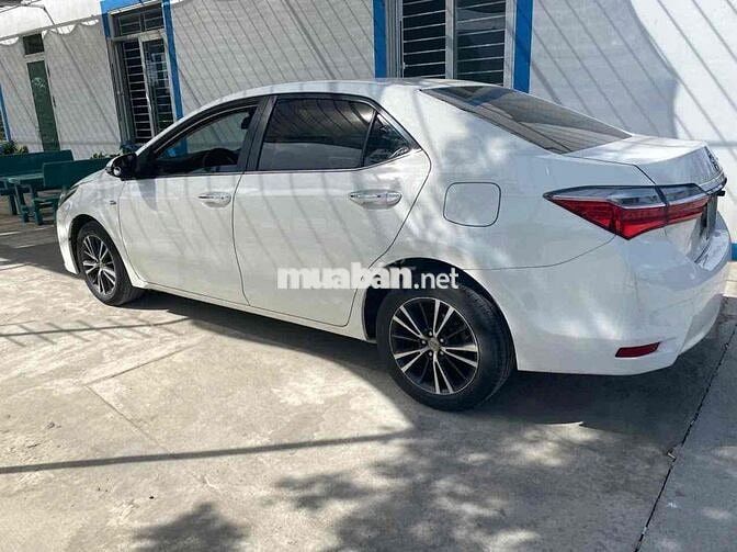 Toyota Altis 1.8G AT 2018 Trắng 80000 km