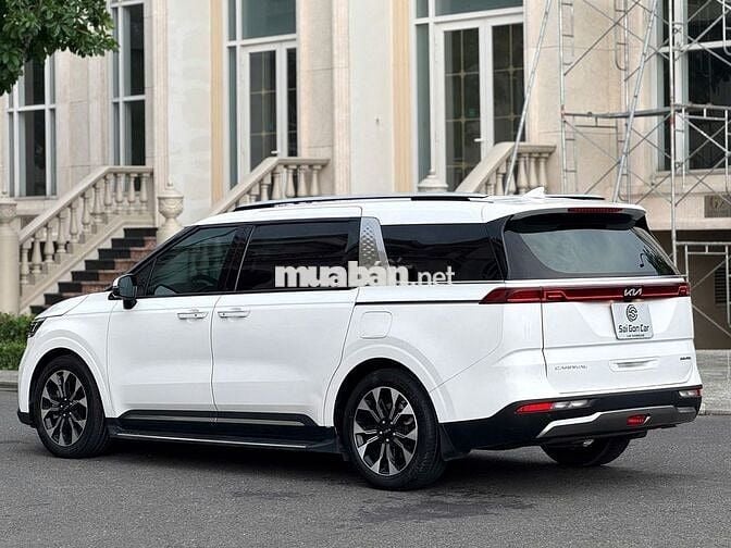 Kia Carnival Signature 2022 Trắng