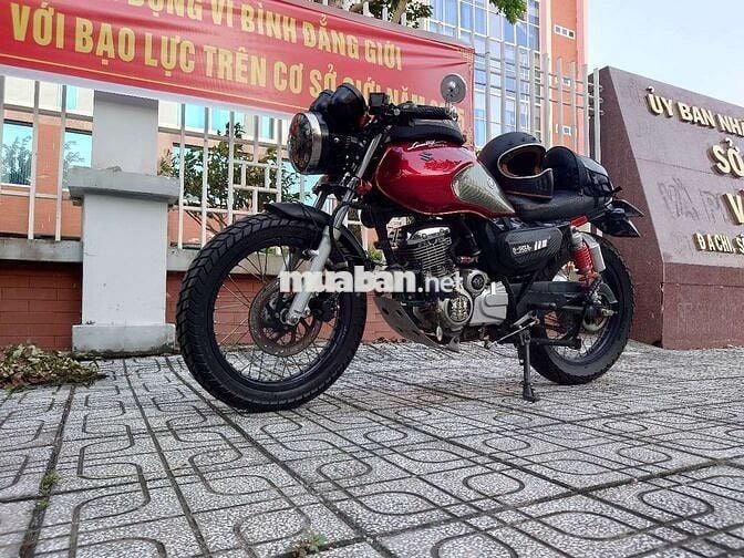 Xe máy độ Cafe Racer Suzuki EN150 Đỏ