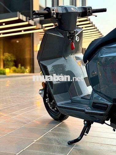 Lambretta X125 2025 Xám 2900km